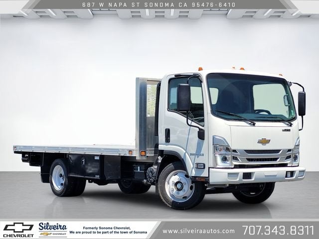 2025 Chevrolet Low Cab Forward 5500 XG